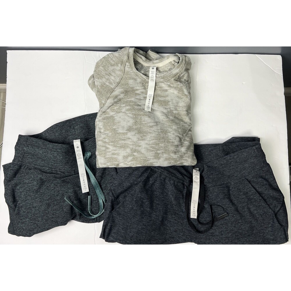 Lululemon Women’s Size 6 Lot of 3